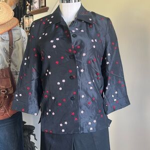 SILKLAND Sz 4 Black Red White Flower Over Shirt Button Down in EUC
